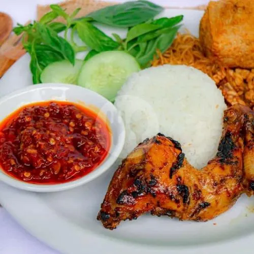 Naskot Ayam Pejantan Bakar